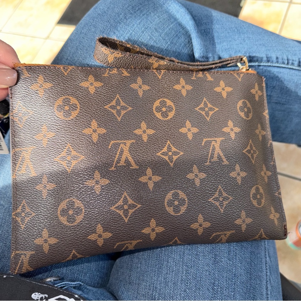 Louis Vuitton clutch